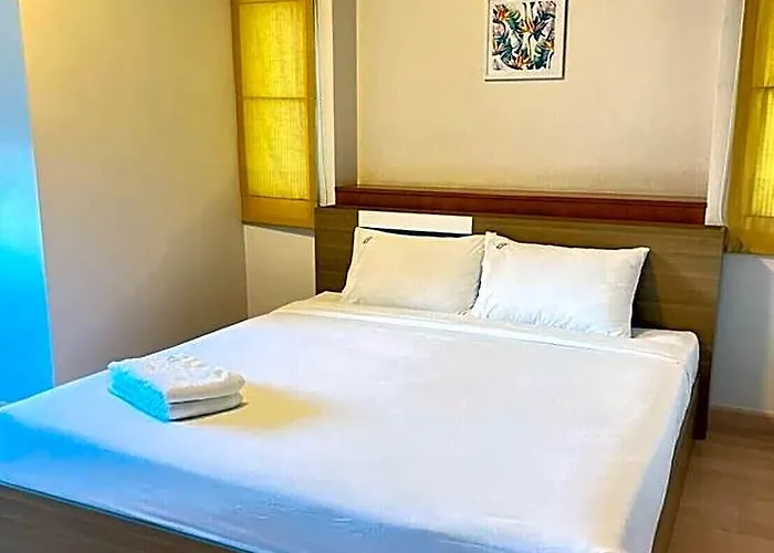 Hotel Pacific