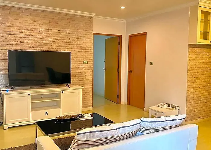 Pacific Hotel 4*